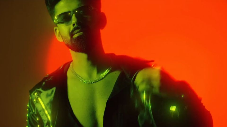Frame 2 from Garari