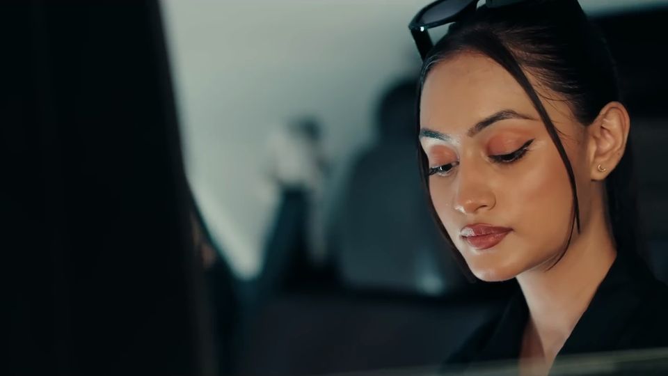 Frame 1 from Mehzabeen
