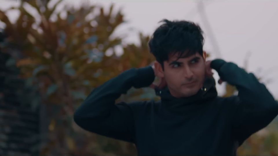 Frame 3 from Meri Mohabbat
