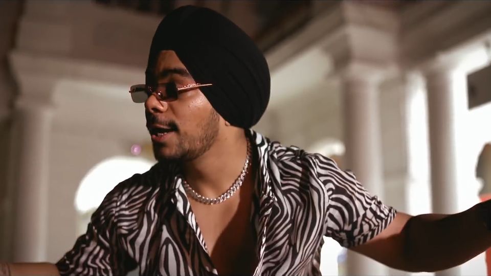 Frame 2 from Pind Dilli